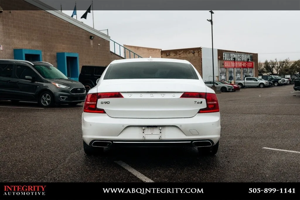 Volvo S90 photo 6