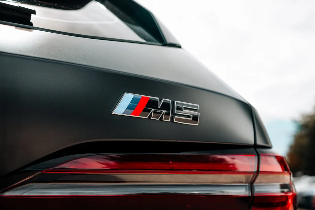 BMW M5 photo 16