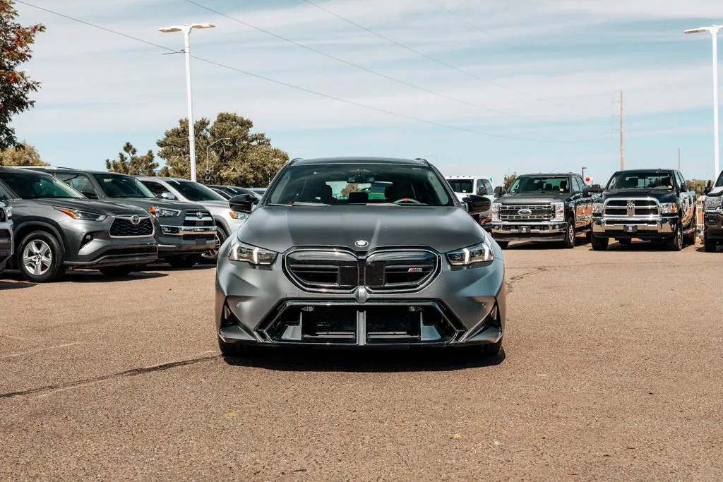 BMW M5 photo 2