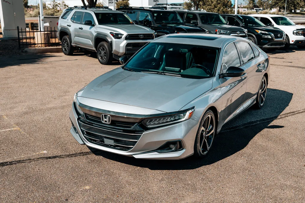 Honda Accord photo 12