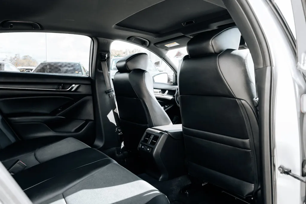 Honda Accord photo 44