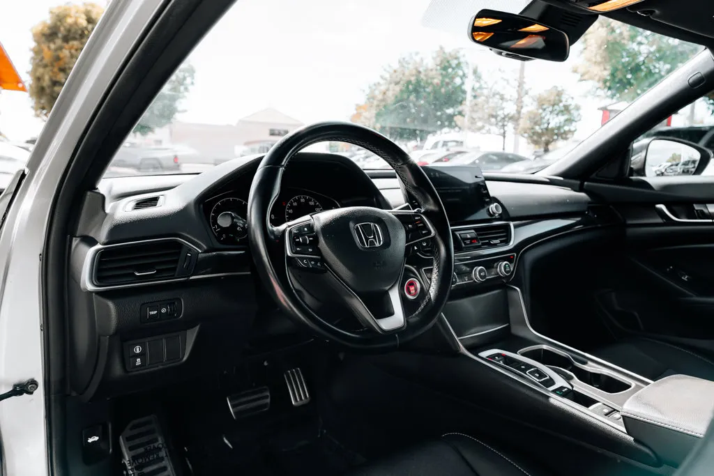 Honda Accord photo 18