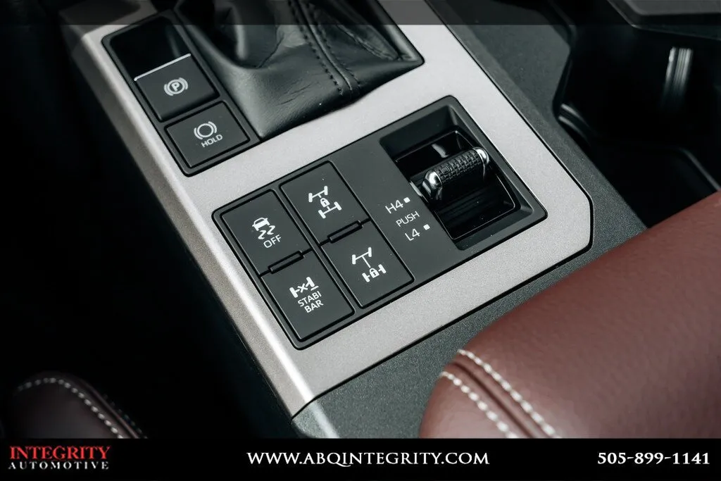 Toyota Land Cruiser photo 38