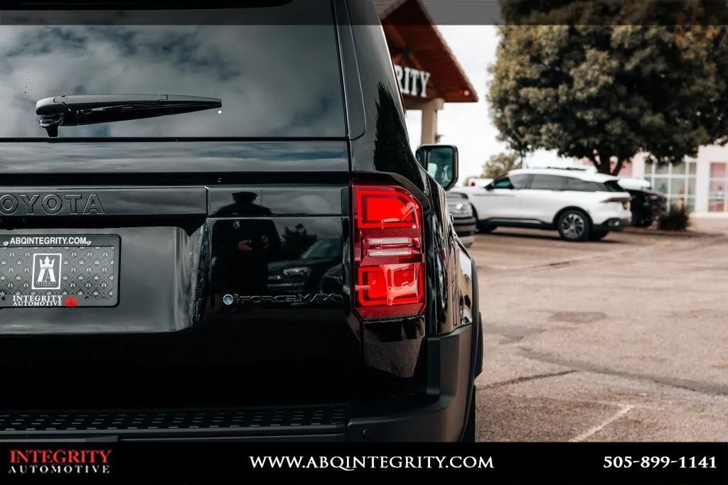Toyota Land Cruiser photo 13