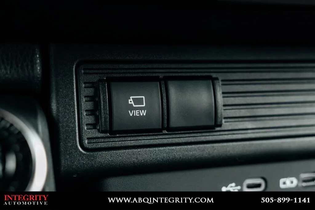 Toyota Land Cruiser photo 36