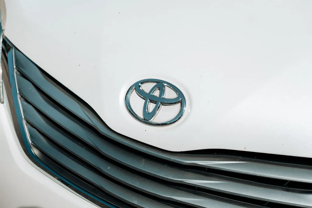 Toyota Sienna photo 10