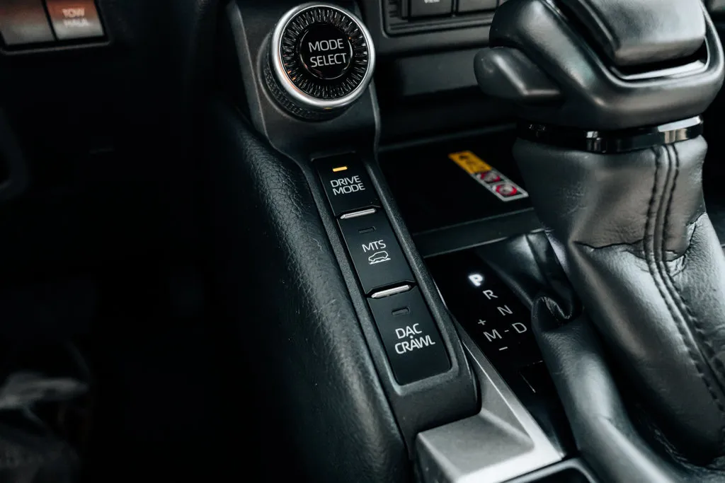Toyota Land Cruiser photo 34