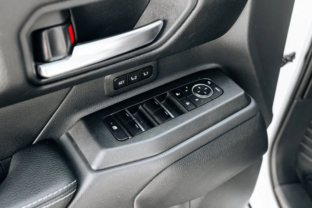 Toyota Land Cruiser photo 21