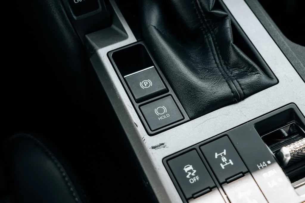 Toyota Land Cruiser photo 37