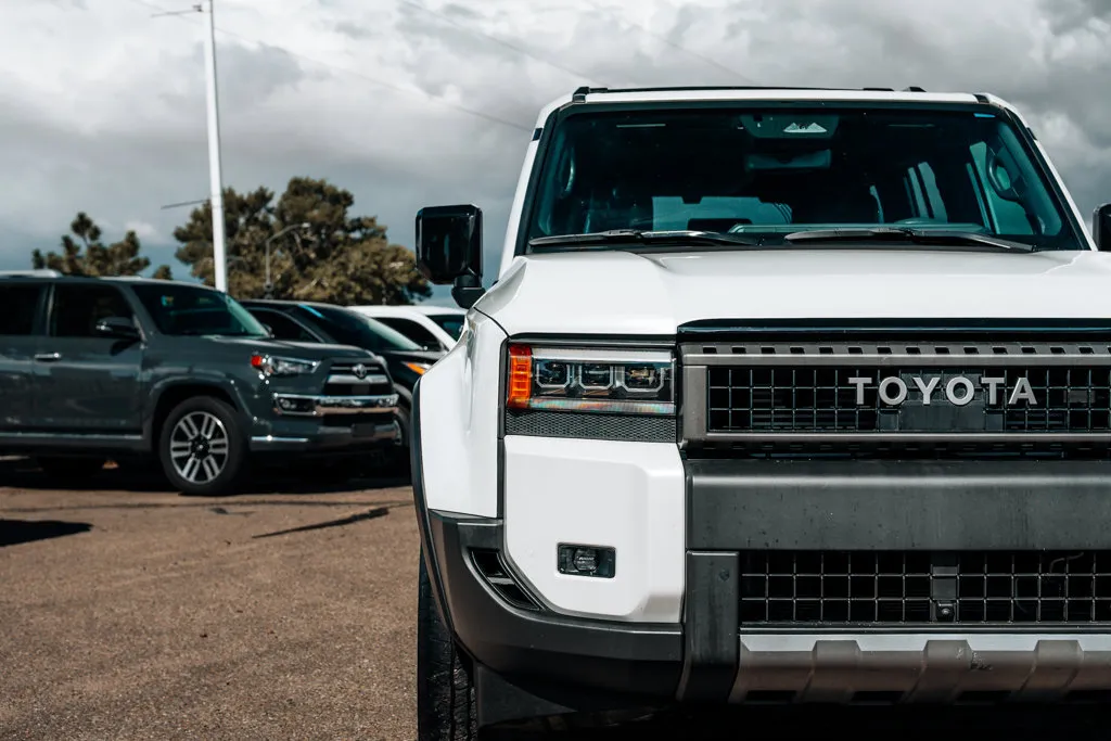 Toyota Land Cruiser photo 9