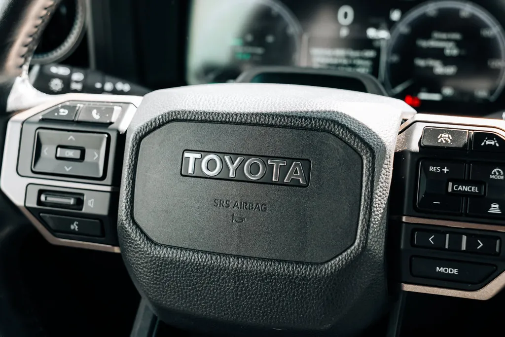 Toyota Land Cruiser photo 24