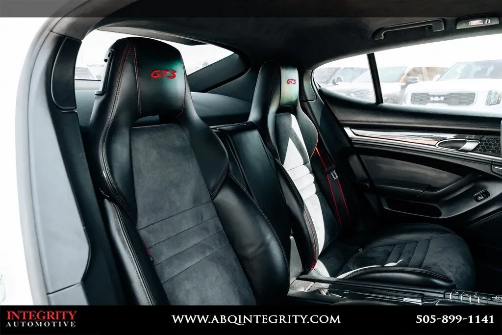 Porsche Panamera photo 49