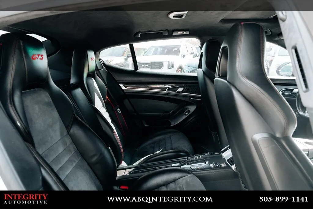 Porsche Panamera photo 48