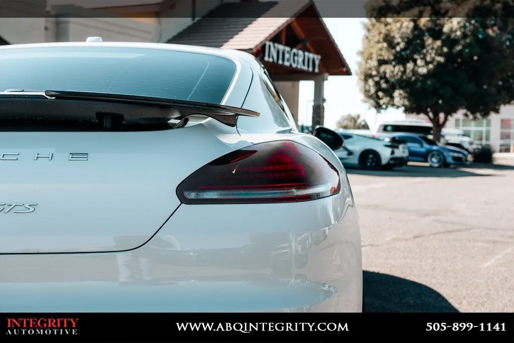 Porsche Panamera photo 15