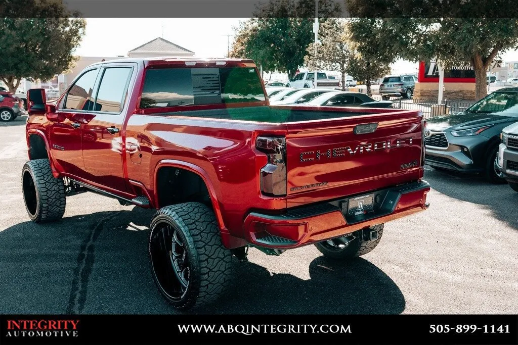 Chevrolet Silverado photo 20