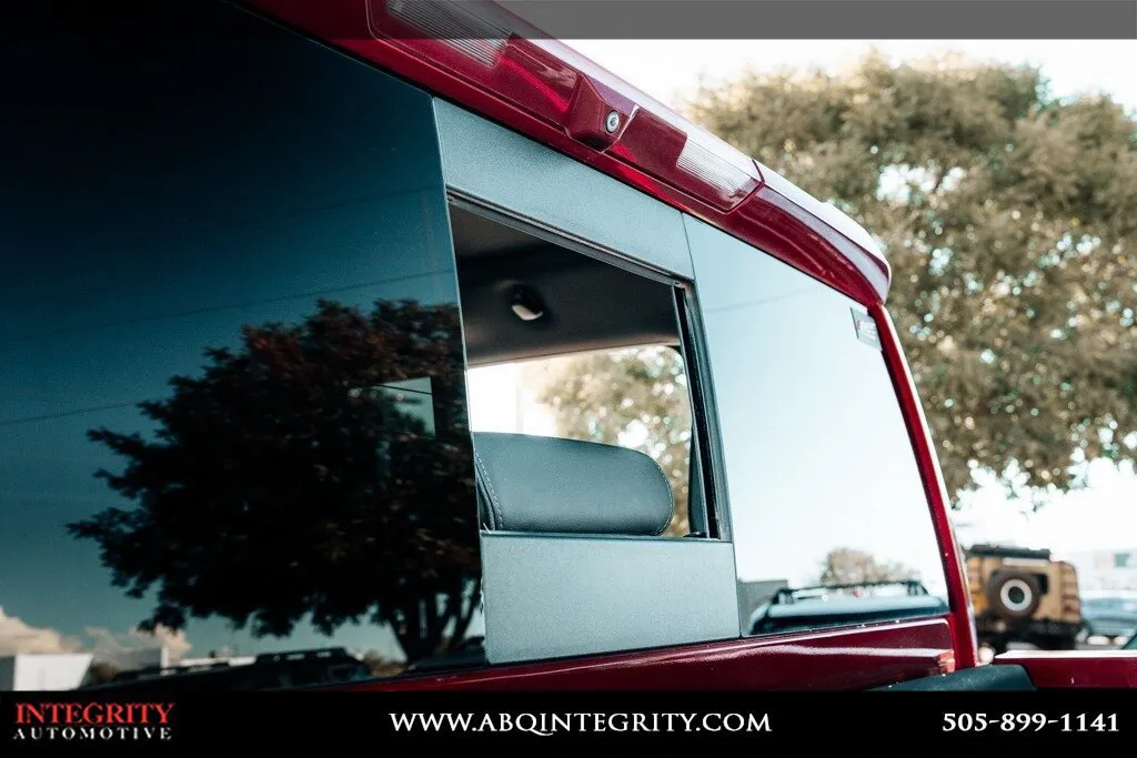 Chevrolet Silverado photo 49