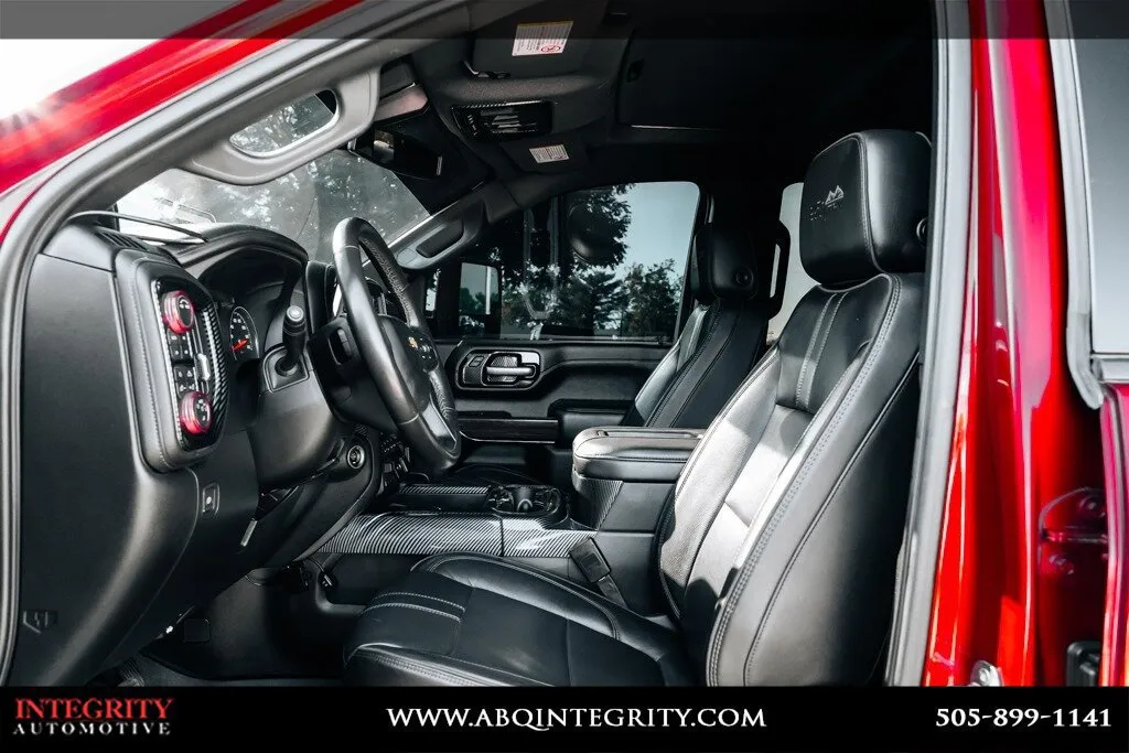Chevrolet Silverado photo 27