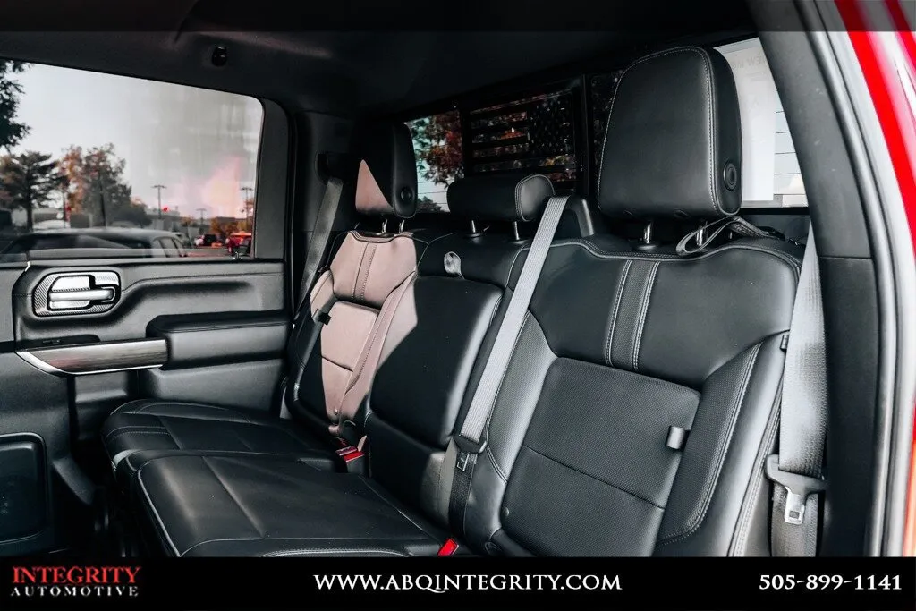 Chevrolet Silverado photo 52