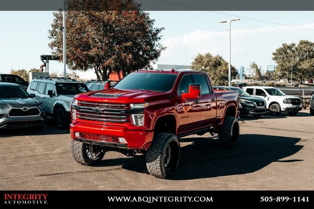 Chevrolet Silverado photo 3