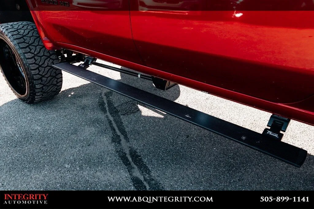 Chevrolet Silverado photo 31
