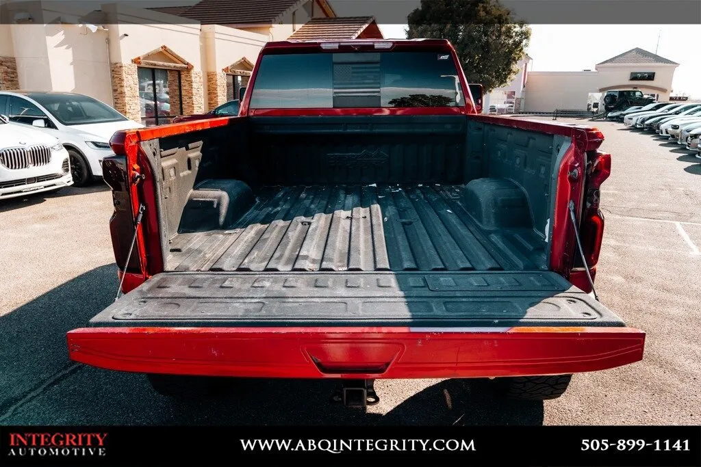 Chevrolet Silverado photo 56