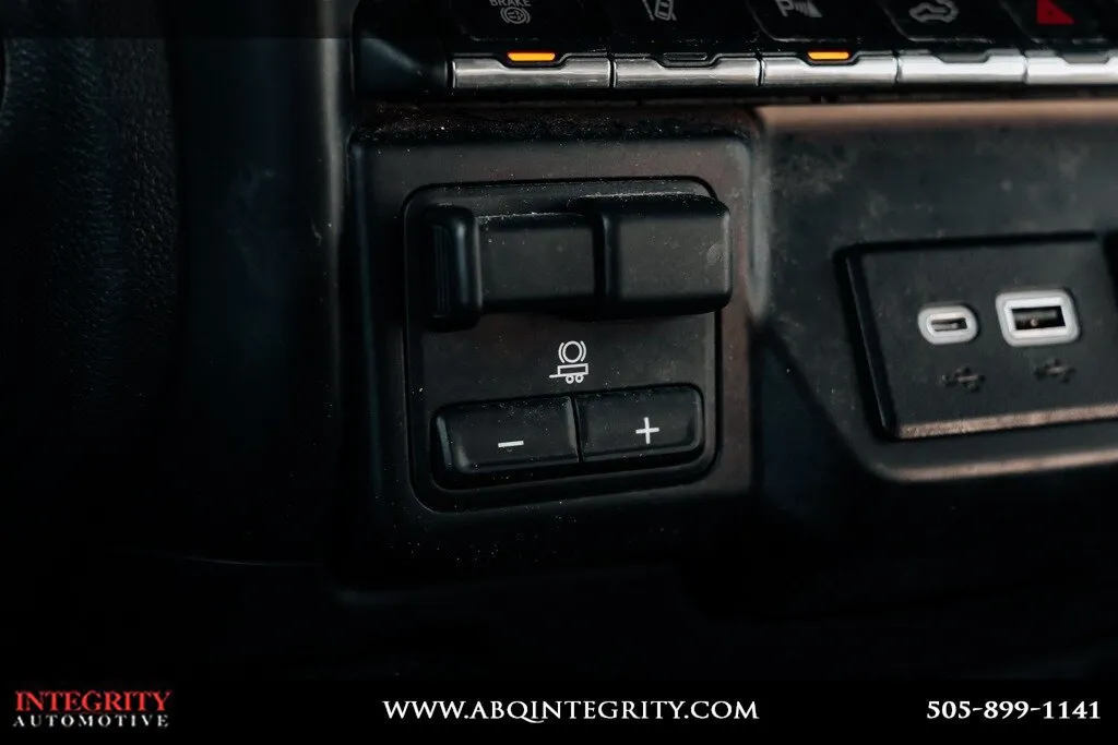 Chevrolet Silverado photo 43