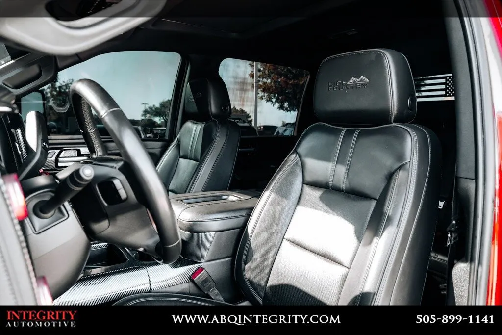 Chevrolet Silverado photo 28