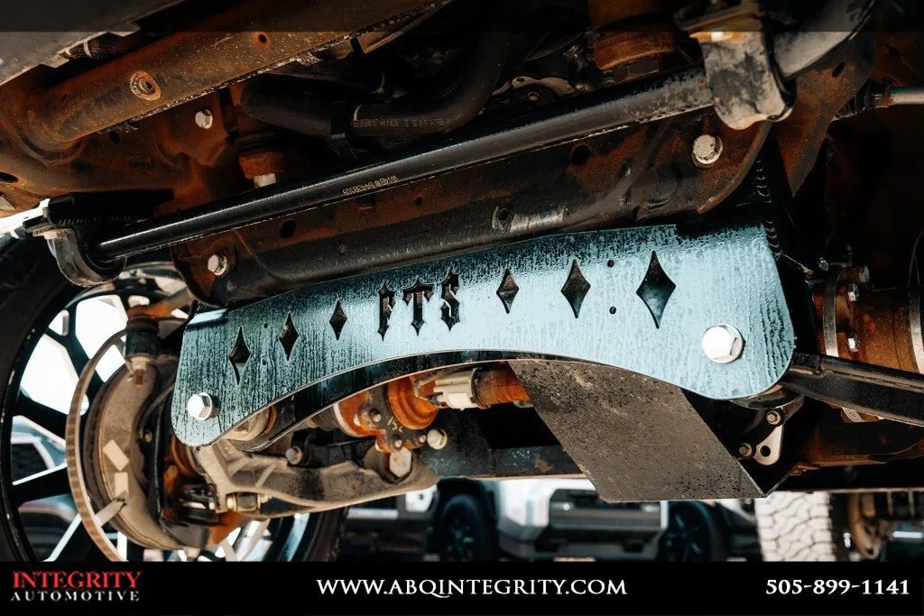 Chevrolet Silverado photo 15