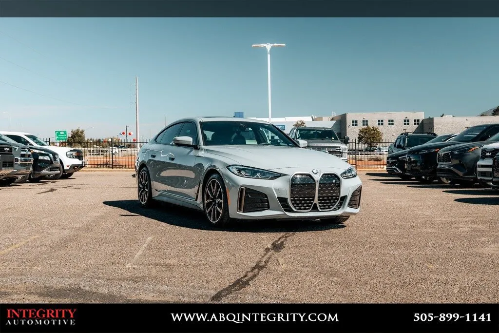 BMW i4