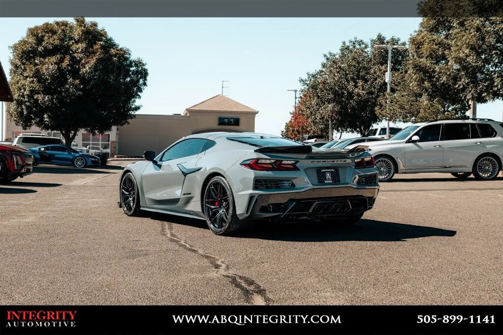 Chevrolet Corvette photo 5