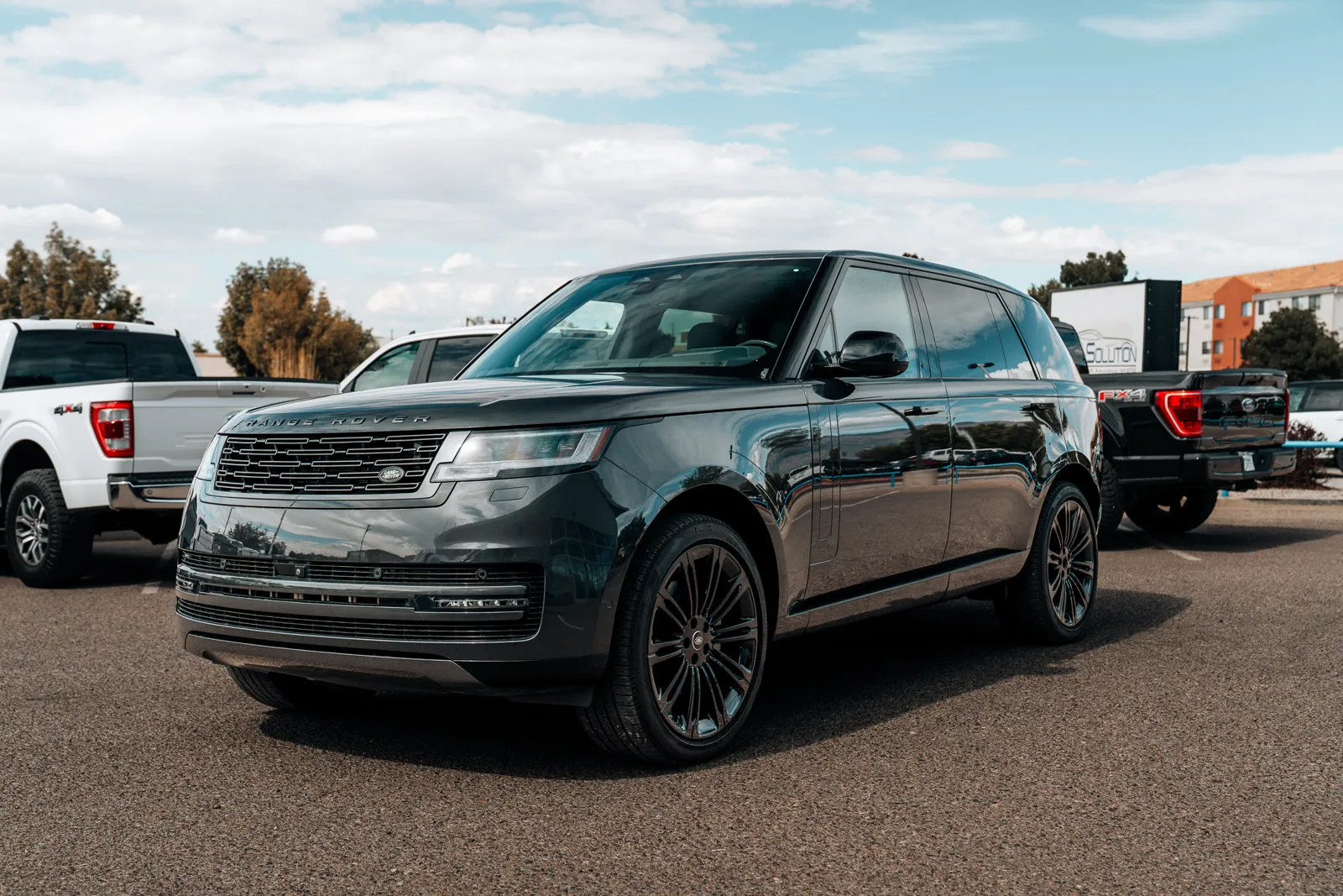 Land Rover Range Rover photo 3