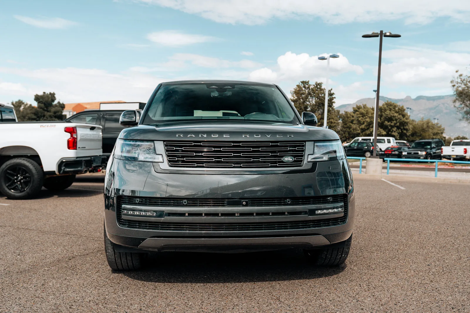 Land Rover Range Rover photo 2