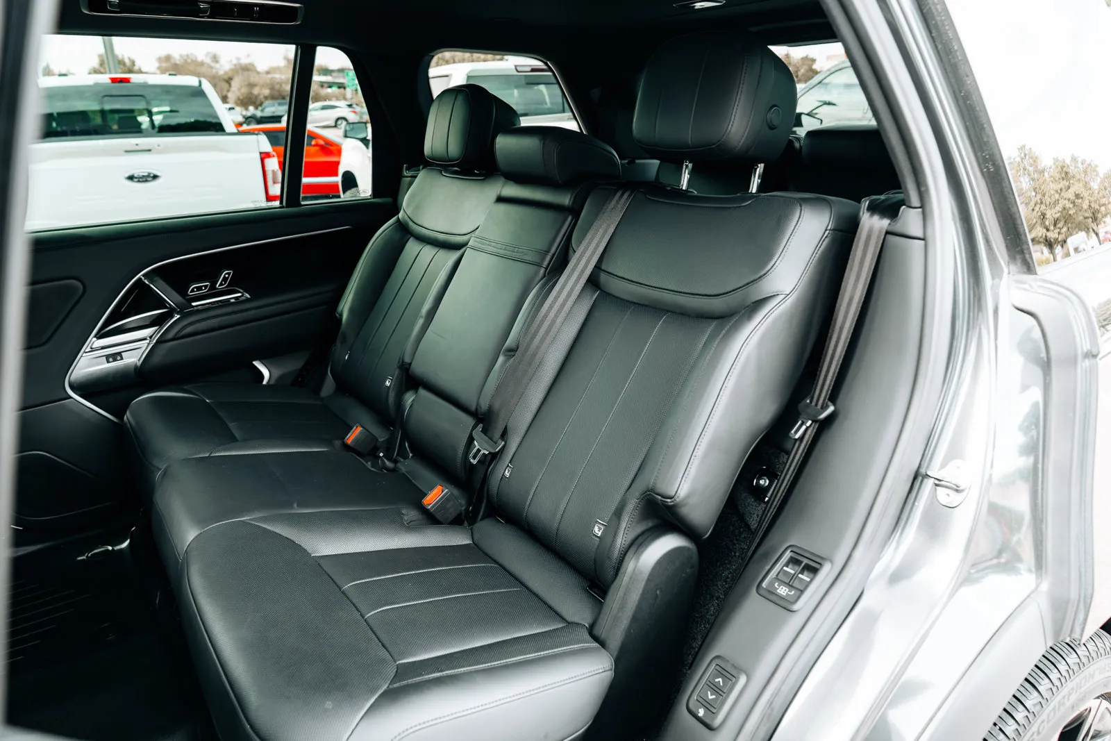 Land Rover Range Rover photo 36