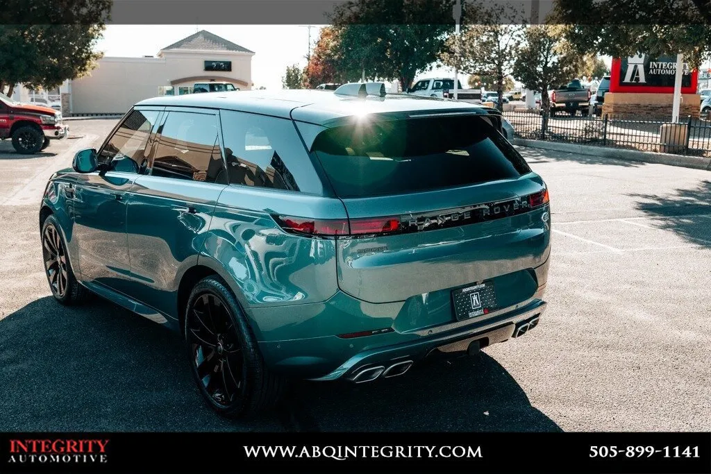 Land Rover Range Rover Sport photo 17