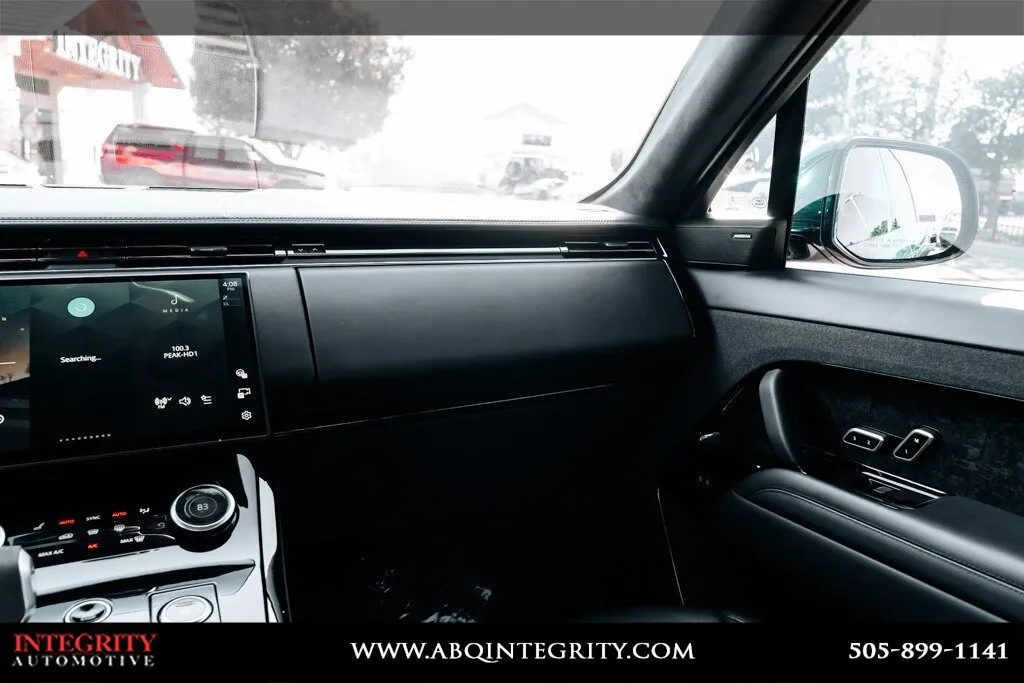 Land Rover Range Rover Sport photo 23