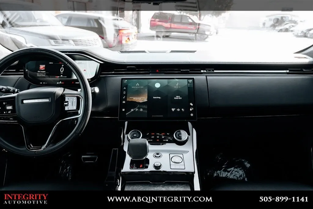 Land Rover Range Rover Sport photo 24