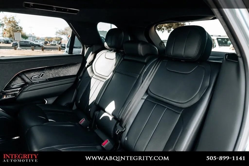 Land Rover Range Rover Sport photo 42
