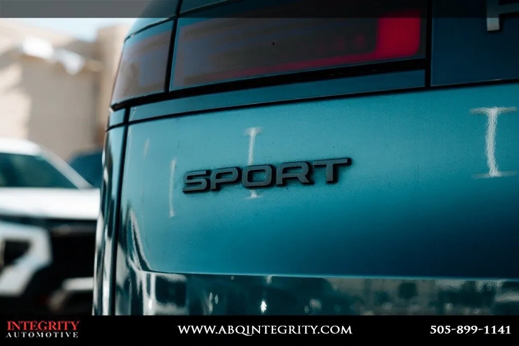 Land Rover Range Rover Sport photo 16