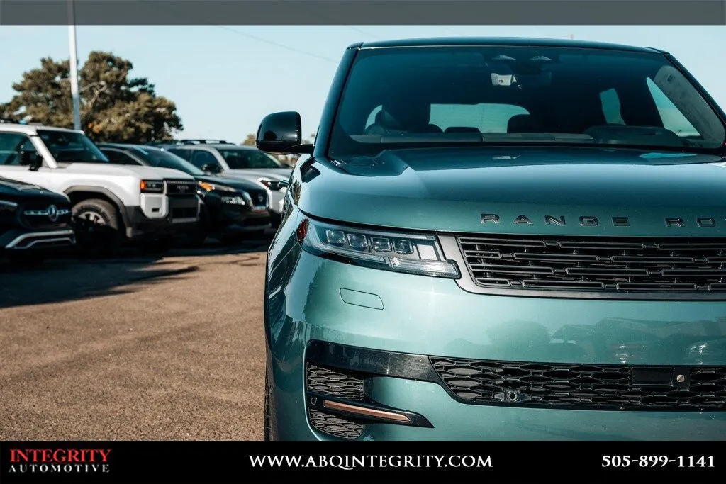 Land Rover Range Rover Sport photo 9