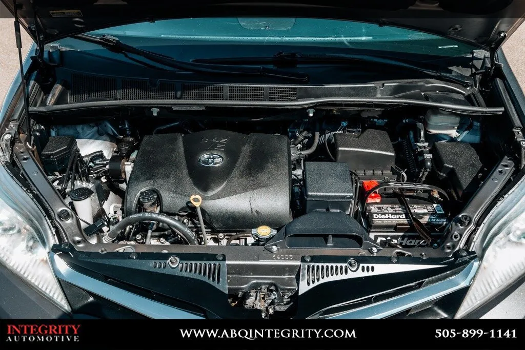 Toyota Sienna photo 51