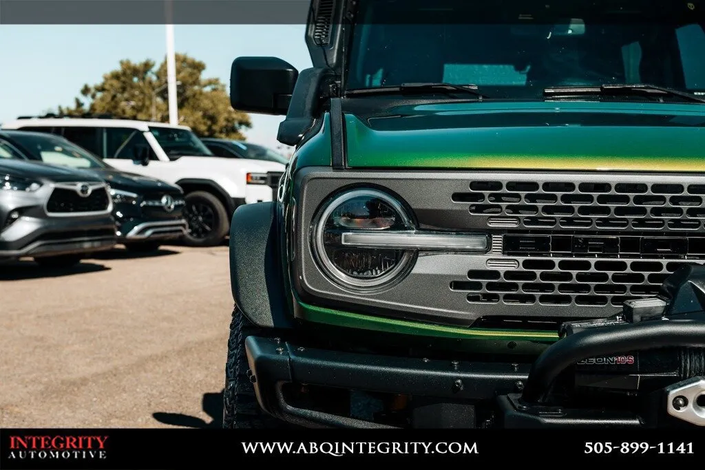 Ford Bronco photo 9