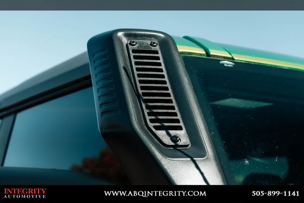 Ford Bronco photo 13