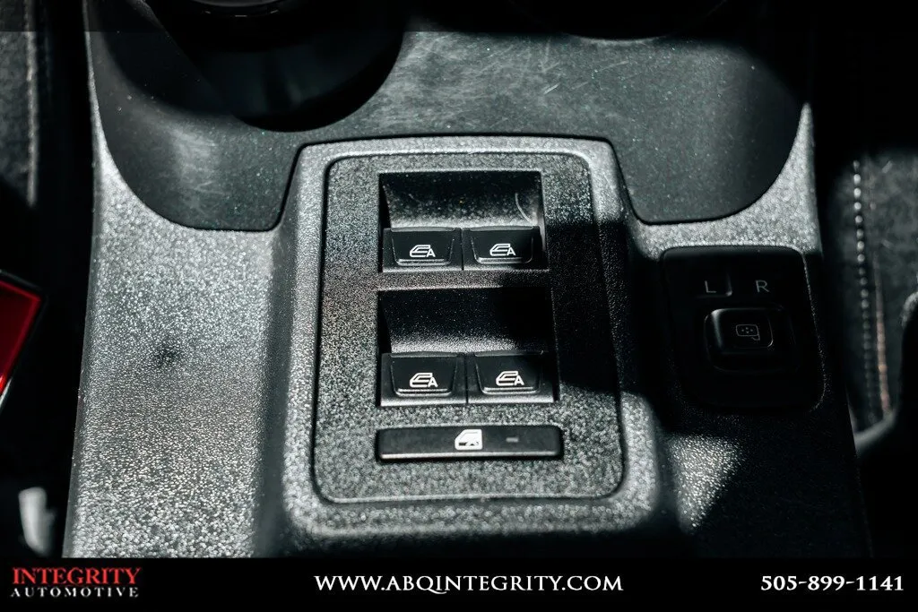Ford Bronco photo 40