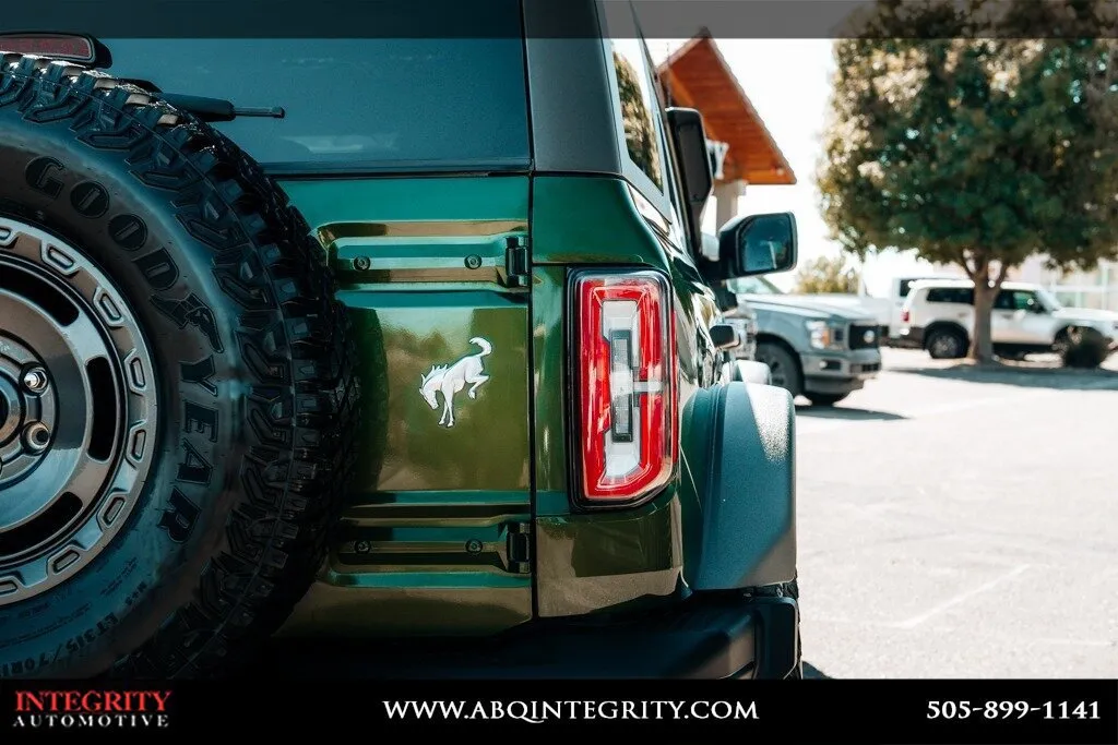 Ford Bronco photo 15