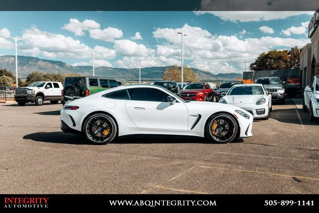 Mercedes-Benz AMG GT photo 8