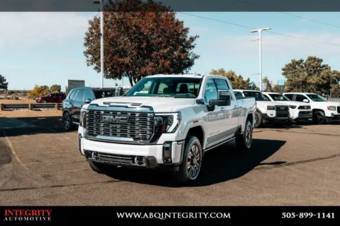 Another view of 2024 GMC Sierra 2500 HD Denali Ultimate for sale in Albuquerque, NM at Integrity Automotive Coors