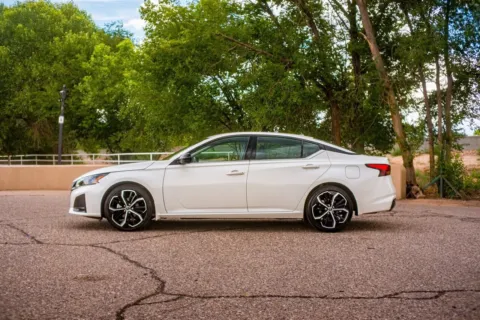 More photos of 2023 Nissan Altima 2.5 SR at Integrity Automotive, NM