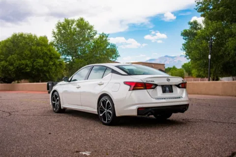 More photos of 2023 Nissan Altima 2.5 SR at Integrity Automotive, NM