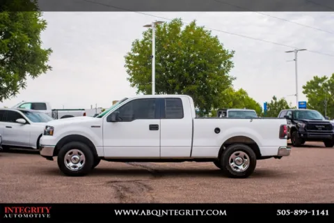 Photos of 2006 Ford F-150 XLT for sale in Albuquerque, NM at Integrity Automotive