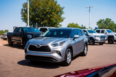 Another view of 2024 Toyota Highlander LE for sale in Albuquerque, NM at Integrity Automotive